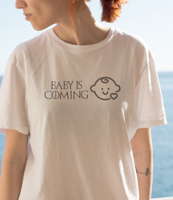 Imprimeu Tricou Baby Is Coming