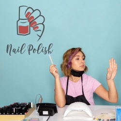 Nail polish (hand holding bottle) - Img 4