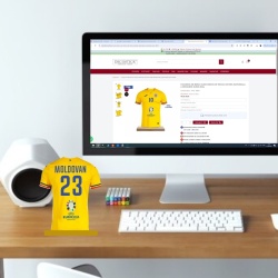 Figurina de birou sub forma de Tricou Echipa Nationala a Romaniei Euro 2024 - Img 6
