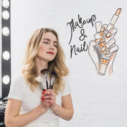 Make-up and nails - Img 2