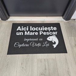 Covor de intrare personalizat - 60x40cm - Aici locuieste un mare pescar - Img 5