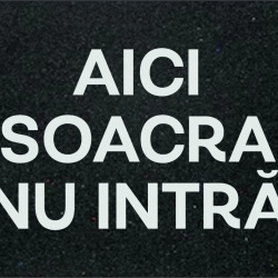 Covor de intrare personalizat - 60x40cm - AICI SOACRA NU INTRA - Img 4