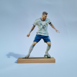 Figurina de birou din plexi glass cu Messi - vedere fata - Img 2
