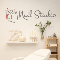 Nail studio (modern font, two colors)