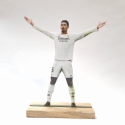 Figurina de birou din plexi glass cu Kylian Mbappé - vedere fata - Img 2
