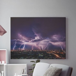 Tablou Canvas Furtuna Deasupra Orasului