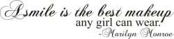 Sticker De Perete A Smile Is The Best Makeup - Img 4