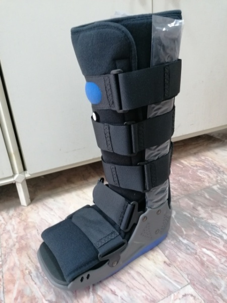 Pneumatska ortoza za skočni zglob za postoperativni oporavak i rehabilitaciju