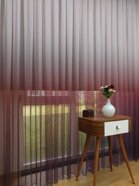 Zavesa ombre bordo