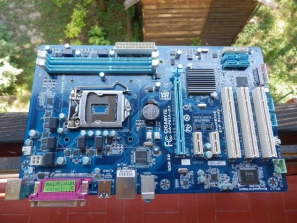 Intel Core i5-2400 Komplet - Img 2