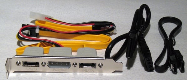 Gigabyte eSATA CABLE/SATA Bracket Kit - Img 3