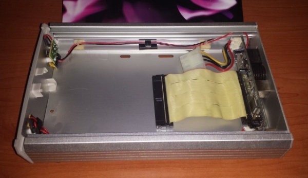 Chieftec USB 2.0 External Aluminium Enclosure For 3.5" IDE Devices - Img 4