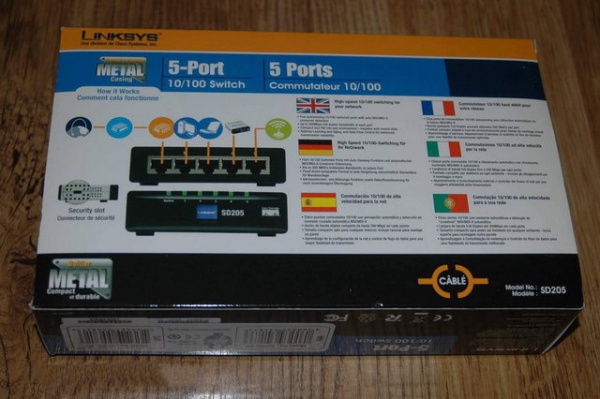 Cisco Linksys SD205T 5-Port 10/100Mbps Ethernet Desktop Switch (Metal Body) - Img 3
