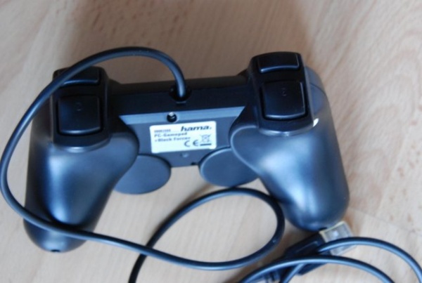 Hama BlackForce USB Gamepad (dual analog stick 360°, dual vibration) - Img 2