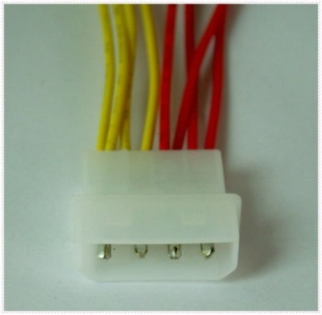 4 x 3-pin to 4-pin (Molex) Fan Adapter Power Cable (5V/12V) - Img 2
