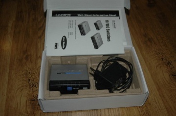 Cisco Linksys SD205T 5-Port 10/100Mbps Ethernet Desktop Switch (Metal Body) - Img 4