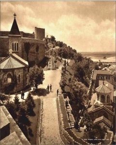 Stari Beograd, crkva Sv. Petke 1940., uramljena slika 30x40cm, 40x50cm i 50x70cm