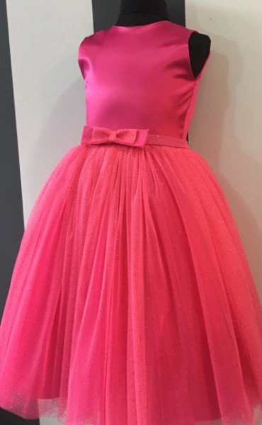 Shimmering dress with beautiful  waistline bow - Img 2