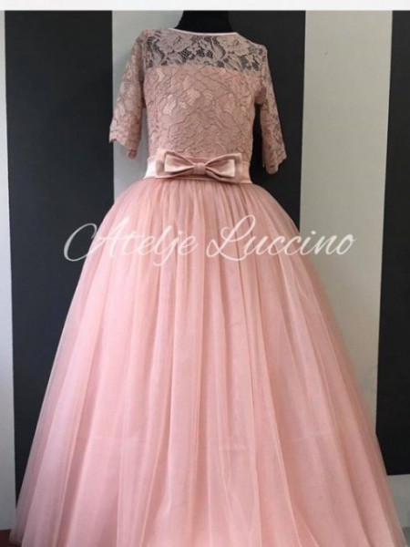 Puder roze haljina sa cipkom i tilom