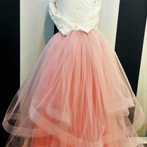 Luxury set with brocade top and lavish satin skirt - Img 3