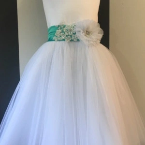 Tulle dress with flower and saten lace