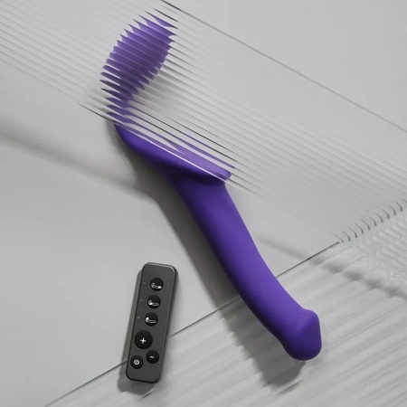 Vibrirajući strap on | Strap-on-me Vibrating Bendable Strap On
