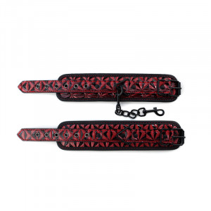 Crvene lisice za ruke sa crnim lancem | Red Wrist Cuffs 