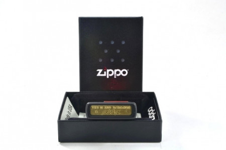 Зажигалка Zippo 28533 Woman Saluting - Img 3