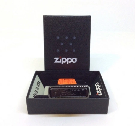 Зажигалка Zippo 28536 Red Lips - Img 3