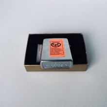 Зажигалка Zippo Marlboro Storming Scroll Emblem - Img 4