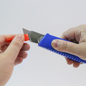 L-300RP Cutter 18mm, Nt Cutter - Img 7