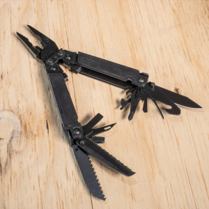 Multitool SOG PowerAccess Assist Black, 21 functii, otel 5Cr15MoV, deschidere asistata - Img 2