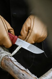 Cutit outdoor Morakniv Kansbol S Dala Red, oțel inoxidabil 12C27, compatibil amnar, teaca inclusa - Img 5