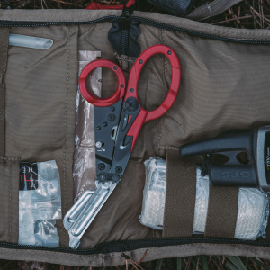 Foarfeca multifunctionala SOG ParaShears Red, 11 functii, Compound Leverage, foarfeca medicala de salvare cu husa nylon - Img 9