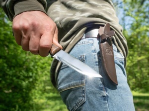BSH6 Breez Cutit bushcraft din otel carbon cu maner de nuc si teaca piele, BeaverCraft - Img 5