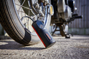 Compresor moto bike cu acumulator Osram TYRE inflate 2000, 5200 mAh , presiune maxima 120PSI / 8.3 bar, display digital , Micro USB - Img 6