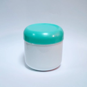 Cutie cosmetica lucioasa cu opercul 100 ml