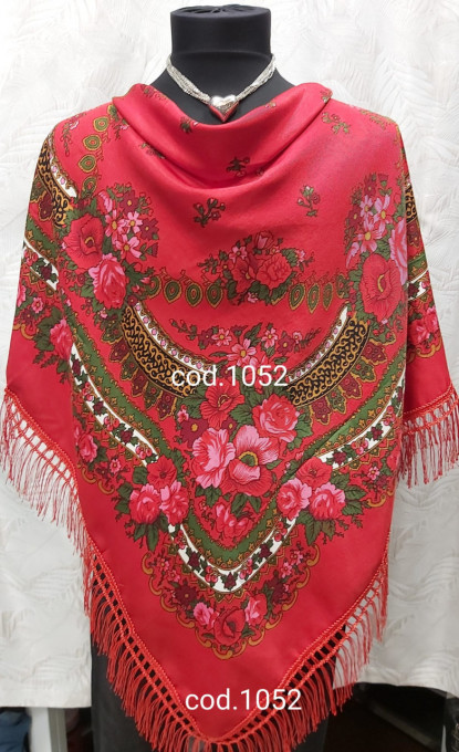 Batic traditional cu model floral