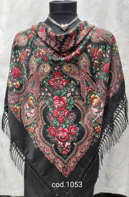 Batic traditional cu model floral