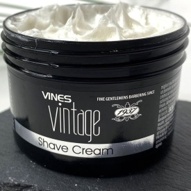 Vines Vintage Crema de ras cu vitamine Shave Cream 125ml