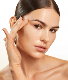 Evagarden Ser fermizant pentru fata cu 19 substante active pure Serum Pro Tone Up 21% 20ml