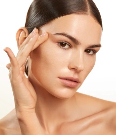 Evagarden Ser fermizant pentru fata cu 19 substante active pure Serum Pro Tone Up 21% 20ml