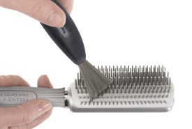 Olivia Garden Instrument cu dinti metalici pentru curatarea periilor