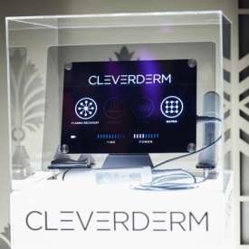 Dispozitiv premium de rejuvenare cutanta CleverDerm Dermaaesthetic