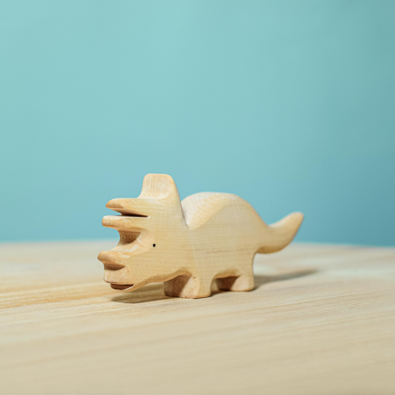 Dinosaur TRICERATOPS