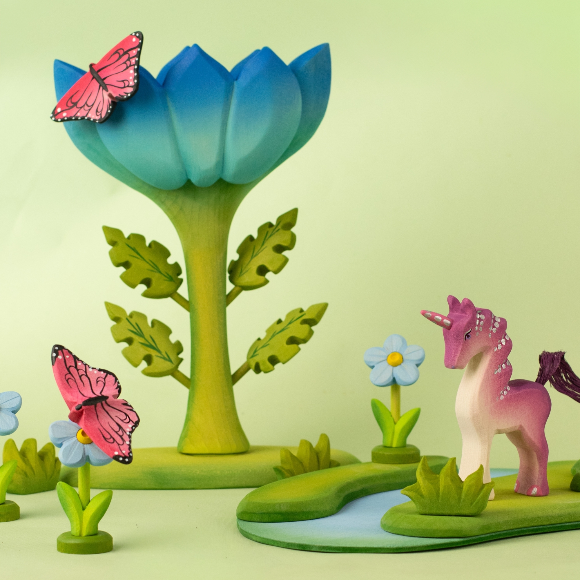 rose butterfly toy Valentine's Day 12 Red & Pink Rose Bouquet Box & Bear-Heart & Thorn USA  Delivery