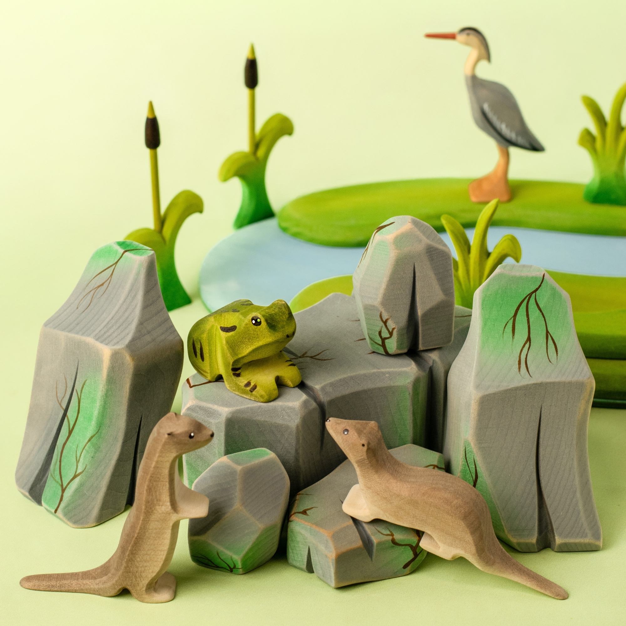Otter Curious Wooden Figure - Handcrafted Natural Wonder | Bumbutoys