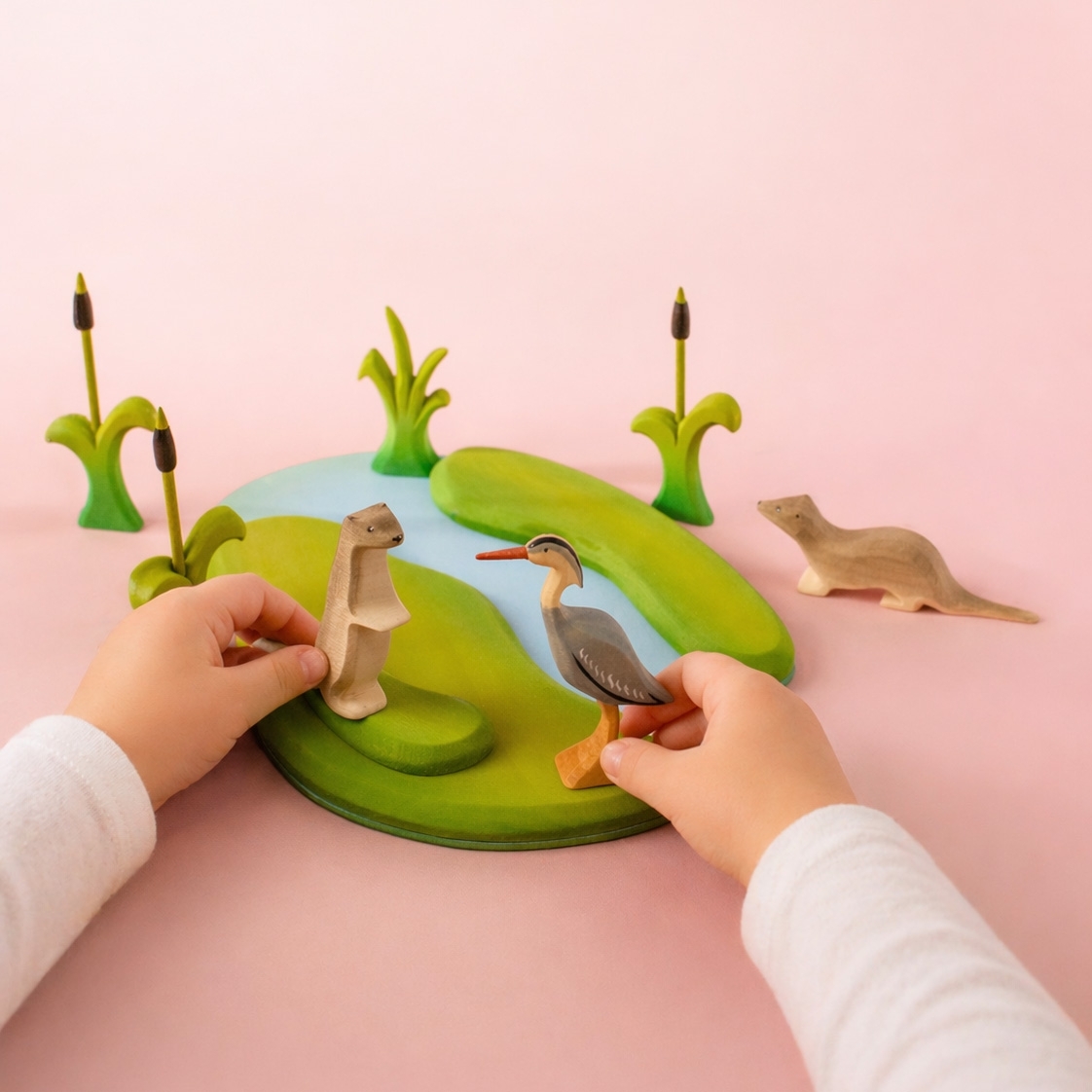 Otter Curious Wooden Figure - Handcrafted Natural Wonder | Bumbutoys