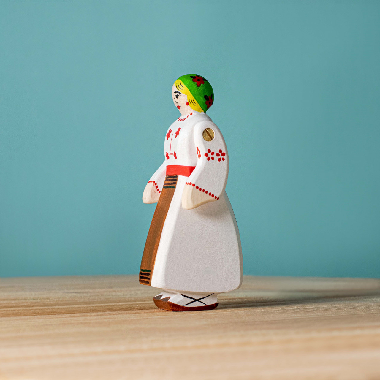 Folklore Wood newest Figurines