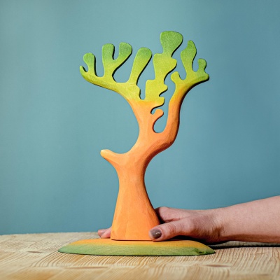 Handcrafted Small Dino Tree - A Glimpse into Prehistoric Vegetation